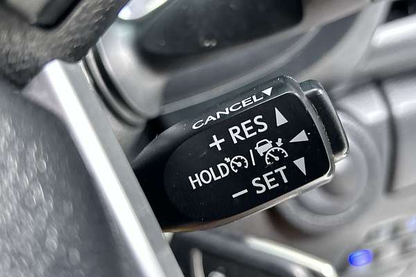 2021 Toyota Hilux Workmate GUN125R 4X4 thumb-16