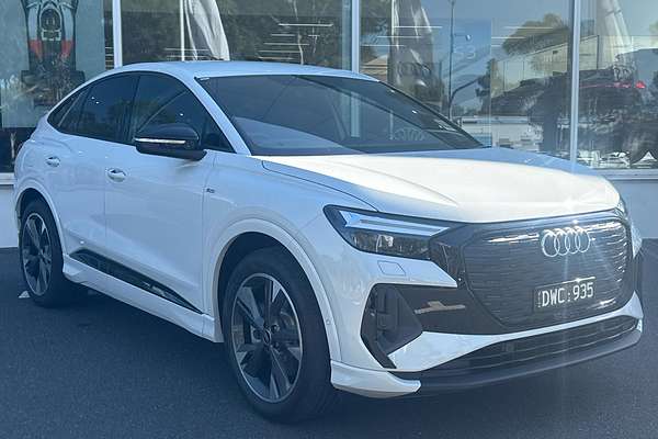 2025 Audi Q4 e-tron 45 F4