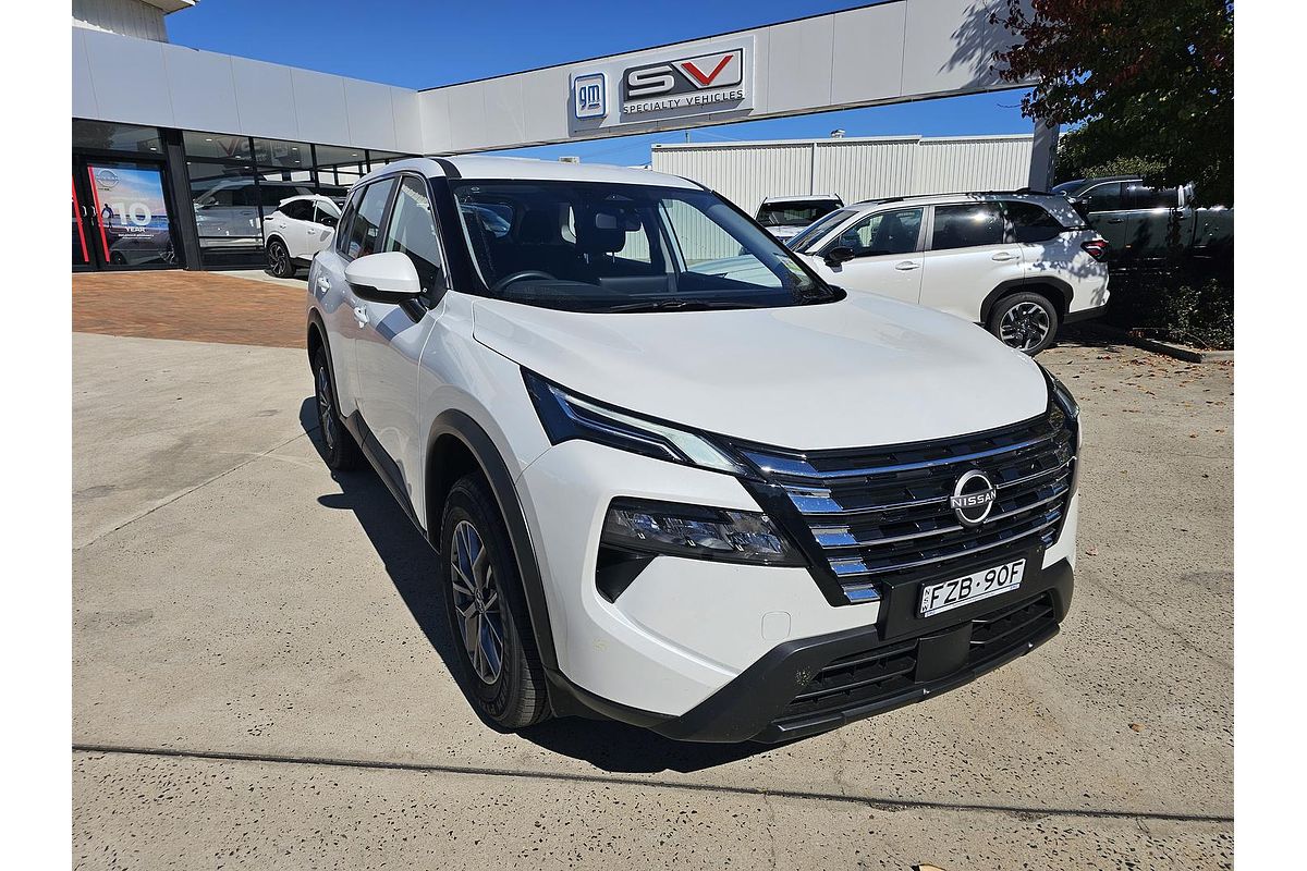 2026 Nissan X-TRAIL ST T33