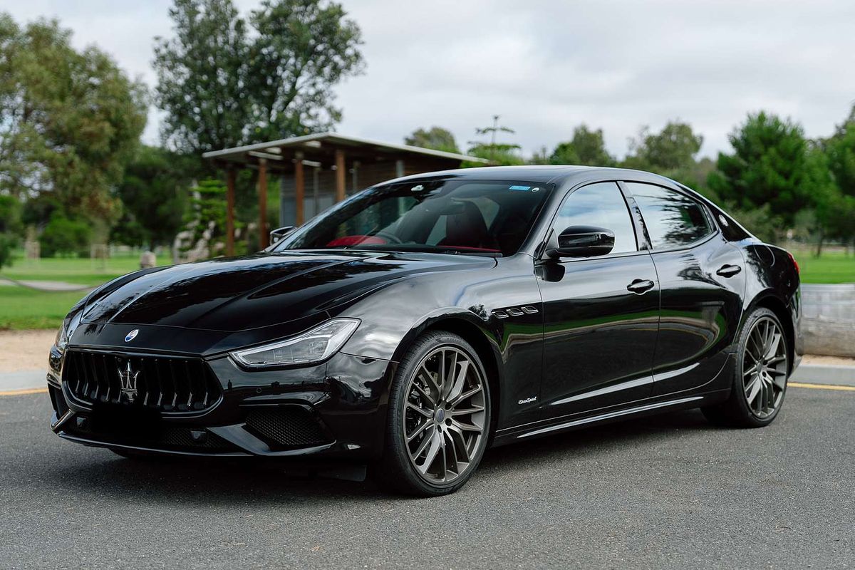 2018 Maserati Ghibli GranSport M157
