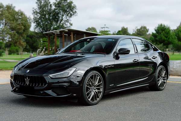 2018 Maserati Ghibli GranSport M157