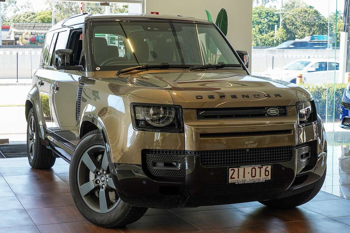 2025 Land Rover Defender 110 P400e X-Dynamic SE L663