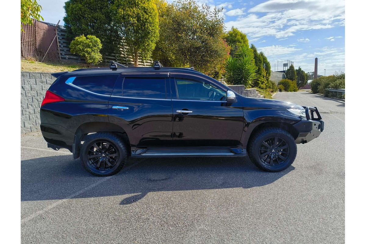 2019 Mitsubishi Pajero Sport Black Edition QE