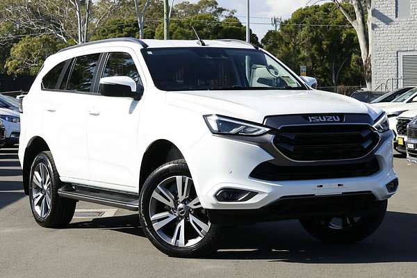 2023 Isuzu MU-X LS-T