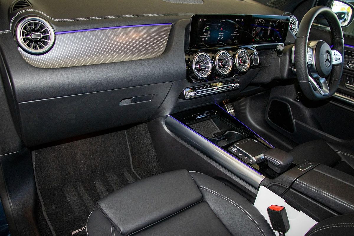 H243 802+052MY EQA250 WAG 5dr RG 1sp AC140kW