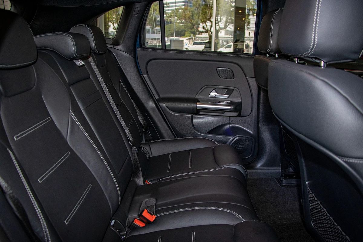 H243 802+052MY EQA250 WAG 5dr RG 1sp AC140kW