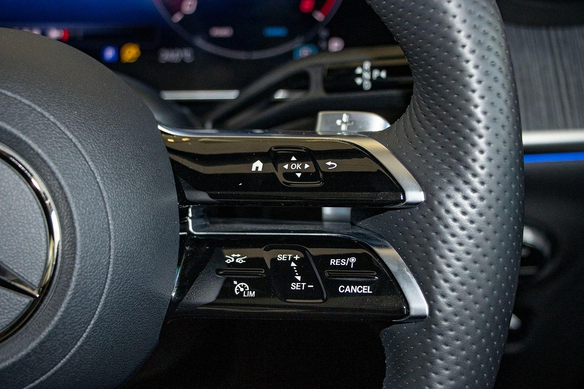 X254 803MY GLC300 WAG 9G 9sp 2 0T/17kW