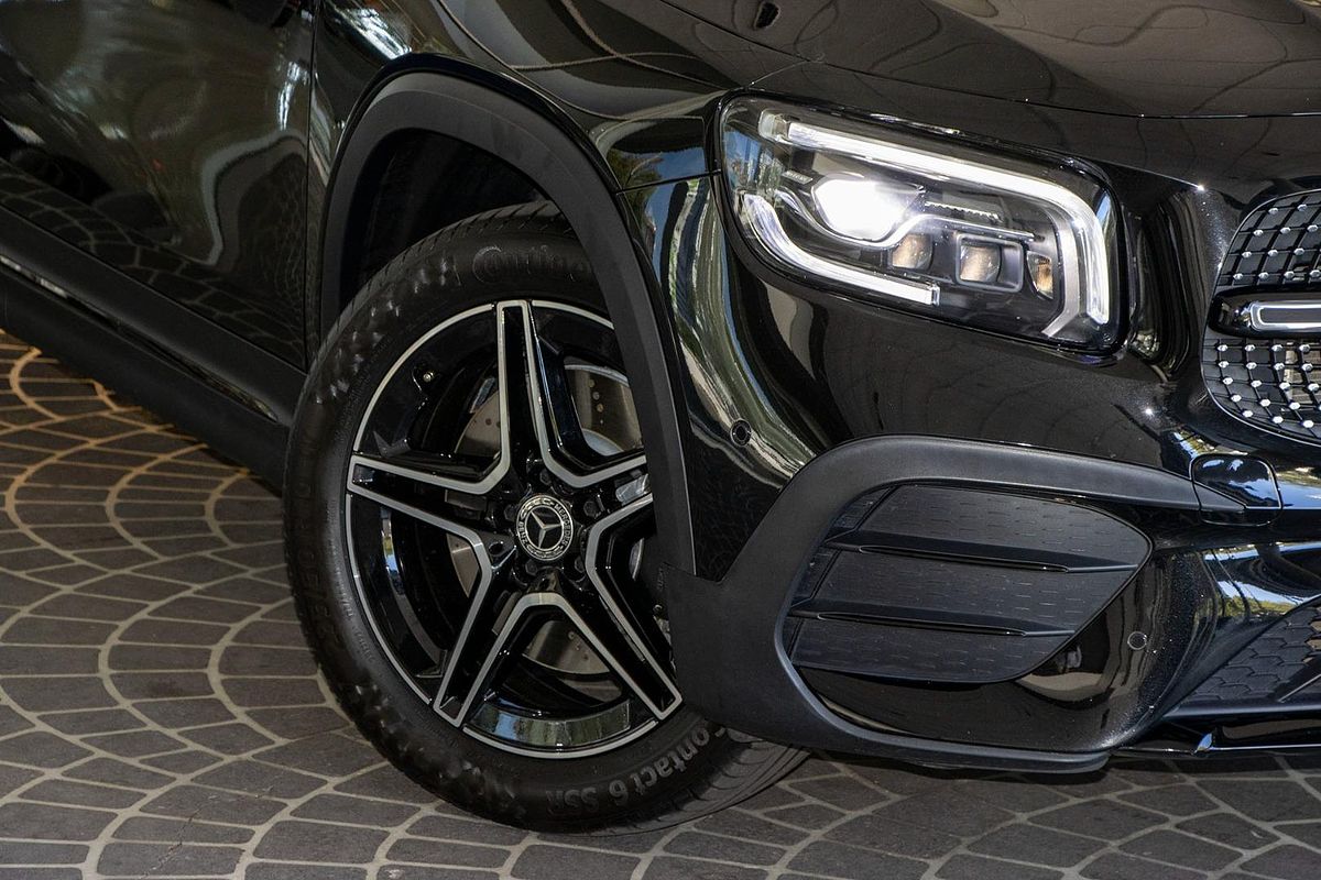 X247 801MY GLB250 WAG 7st 5dr DUAL 8sp 2.0T