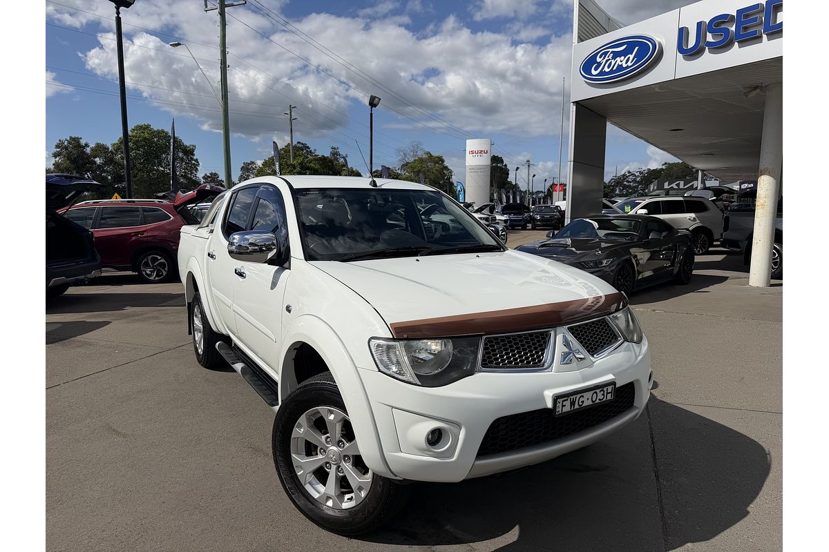 2014 Mitsubishi Triton GLX-R MN 4X4