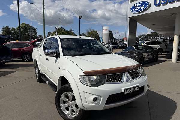 2014 Mitsubishi Triton GLX-R MN 4X4