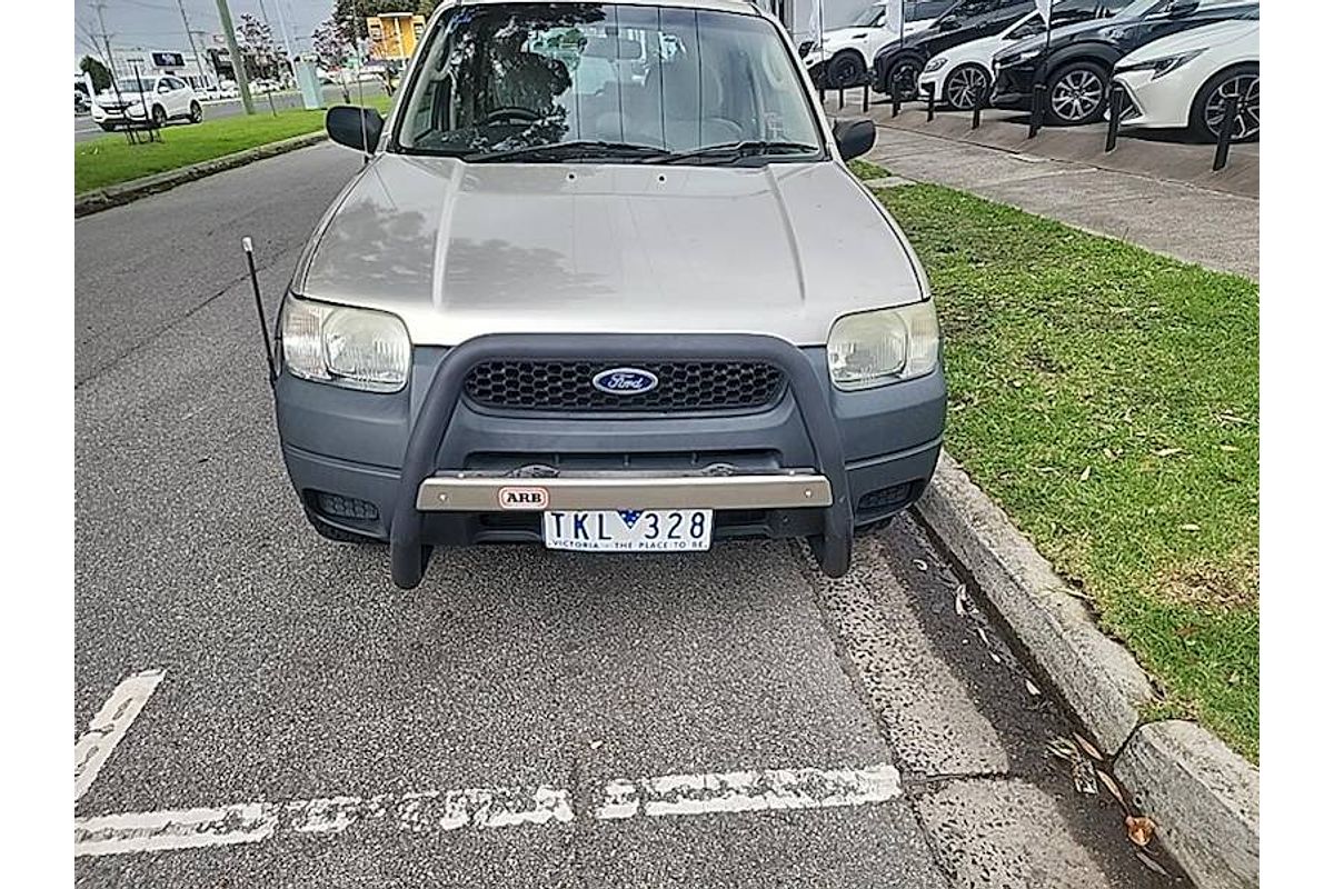 2004 Ford Escape XLS ZB