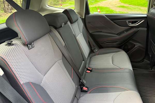 2021 Subaru Forester 2.5i Sport S5 thumb-17