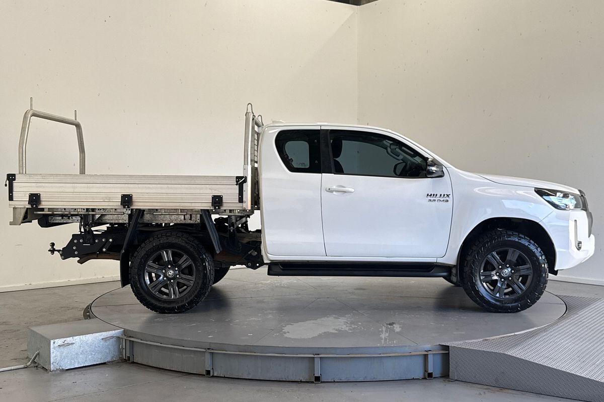 2023 Toyota Hilux SR GUN126R