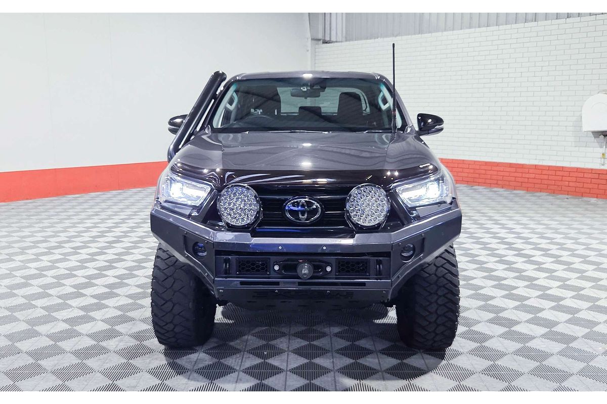 2022 Toyota Hilux SR5 GUN126R 4X4