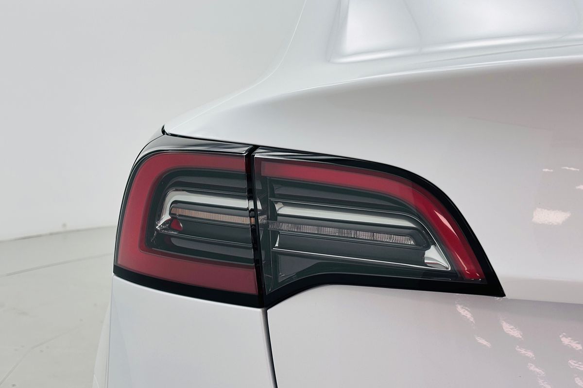 2023 TESLA MODEL 3 REAR-WHEEL DRIVE 1 SP AUTOMATIC 4D SEDAN NA 