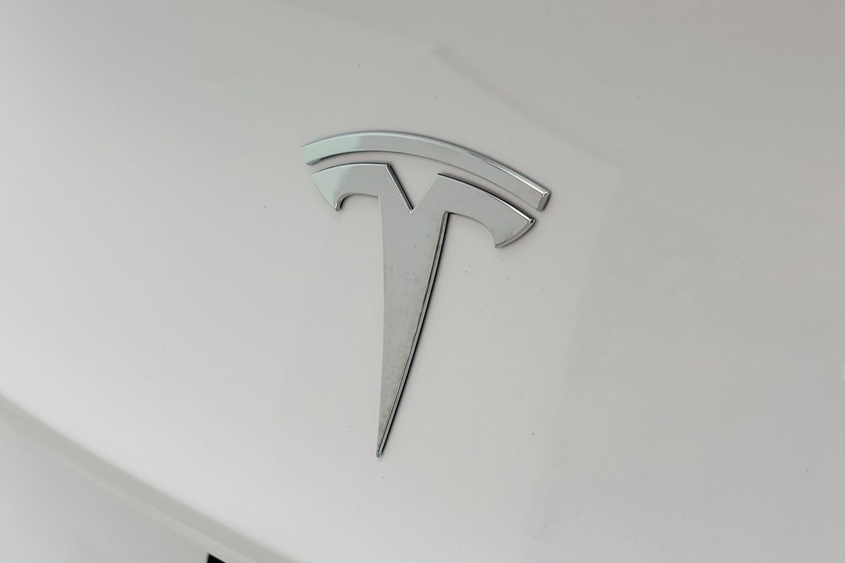 2023 TESLA MODEL 3 REAR-WHEEL DRIVE 1 SP AUTOMATIC 4D SEDAN NA 