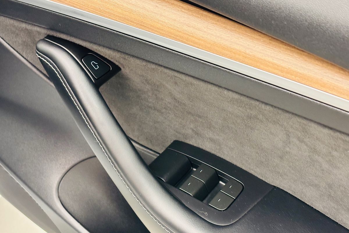 2023 TESLA MODEL 3 REAR-WHEEL DRIVE 1 SP AUTOMATIC 4D SEDAN NA 