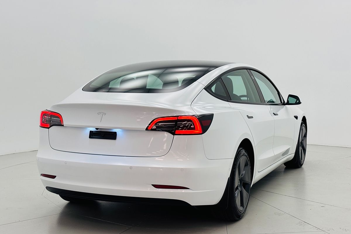 2023 TESLA MODEL 3 REAR-WHEEL DRIVE 1 SP AUTOMATIC 4D SEDAN NA 