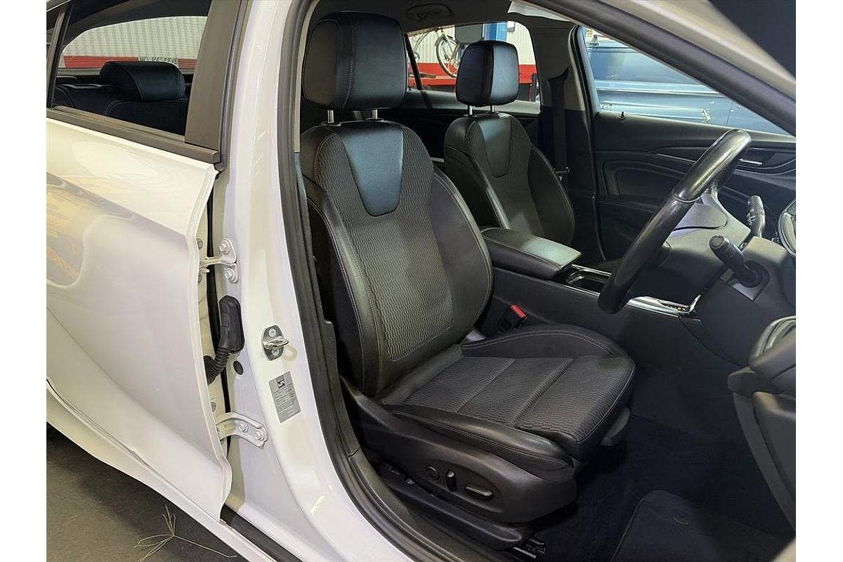 2018 Holden Commodore RS ZB