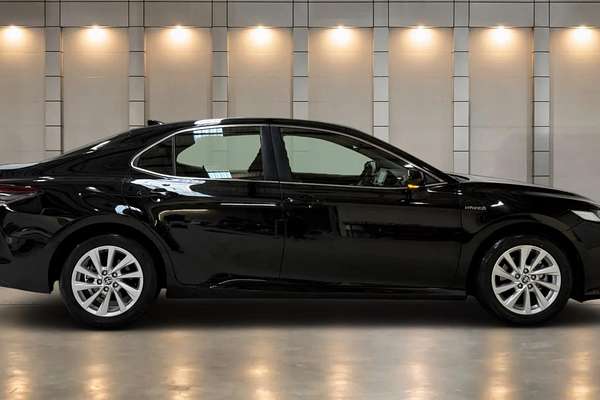 2024 Toyota Camry Ascent AXVH70R