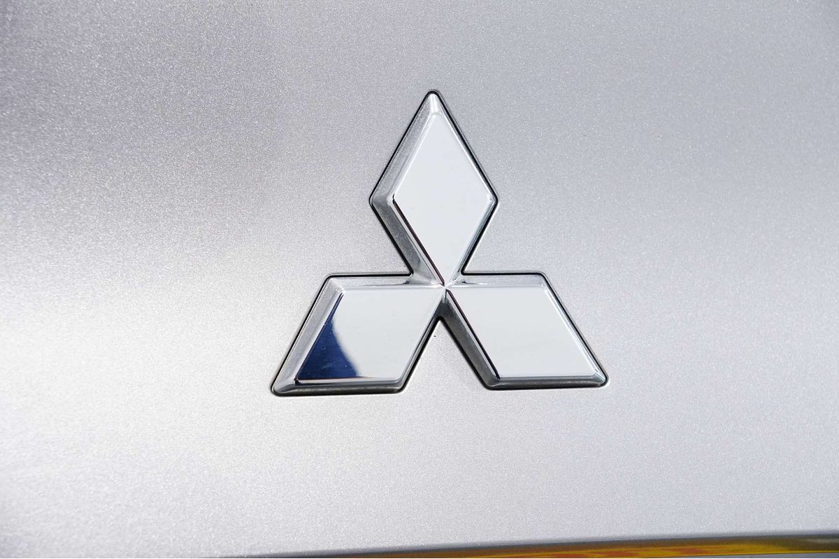 2022 Mitsubishi Outlander LS ZM