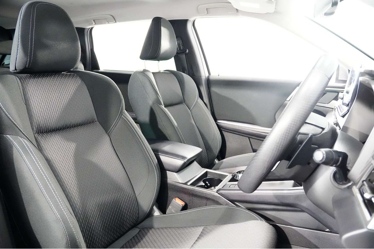 2022 Mitsubishi Outlander LS ZM