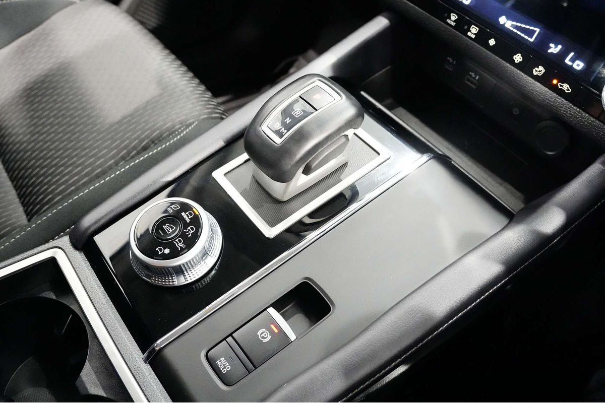 2022 Mitsubishi Outlander LS ZM