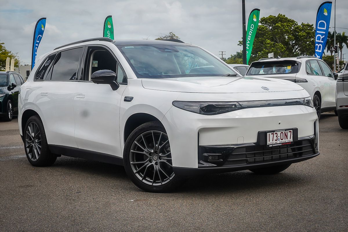 2025 Leapmotor C10 REEV Ultra Hybrid Design B11
