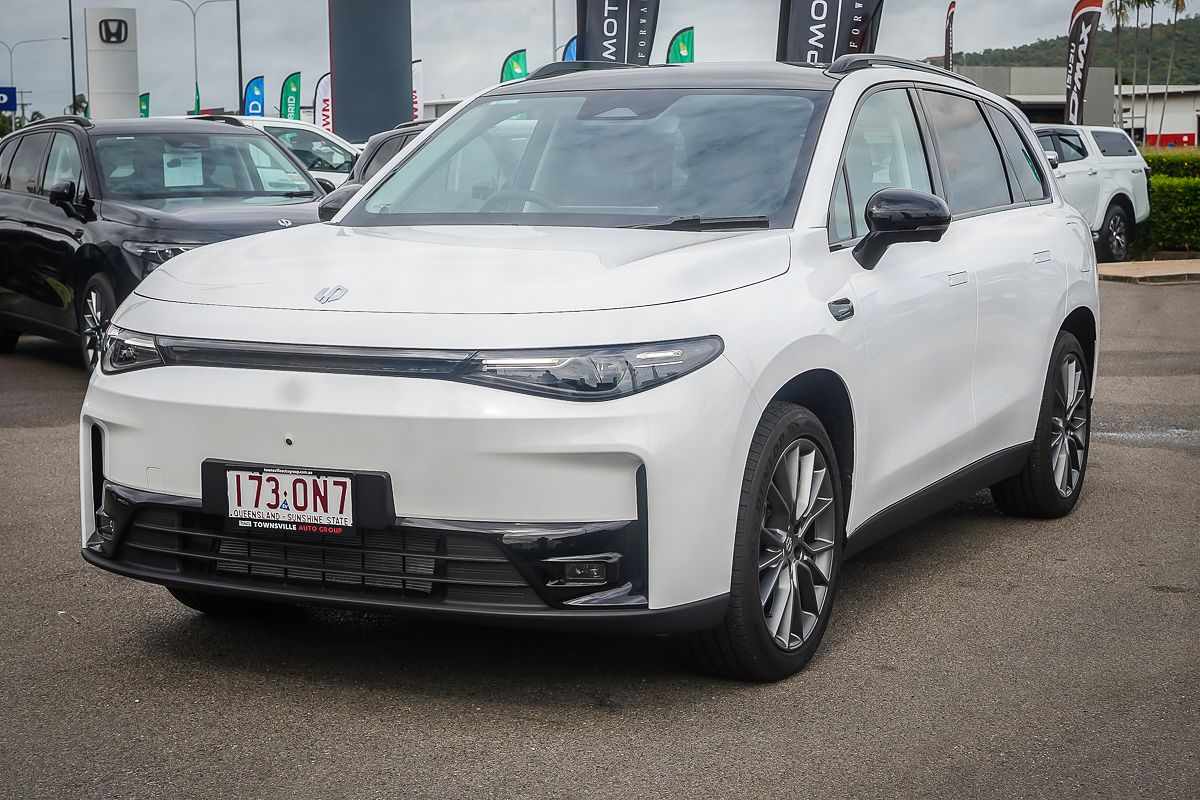 2025 Leapmotor C10 REEV Ultra Hybrid Design B11