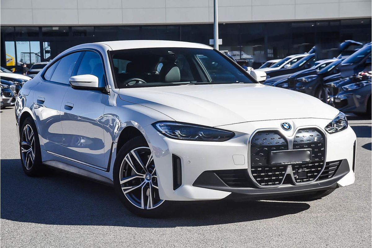 2023 BMW i4 eDrive35 G26