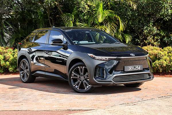 2024 Toyota bZ4X XEAM10R