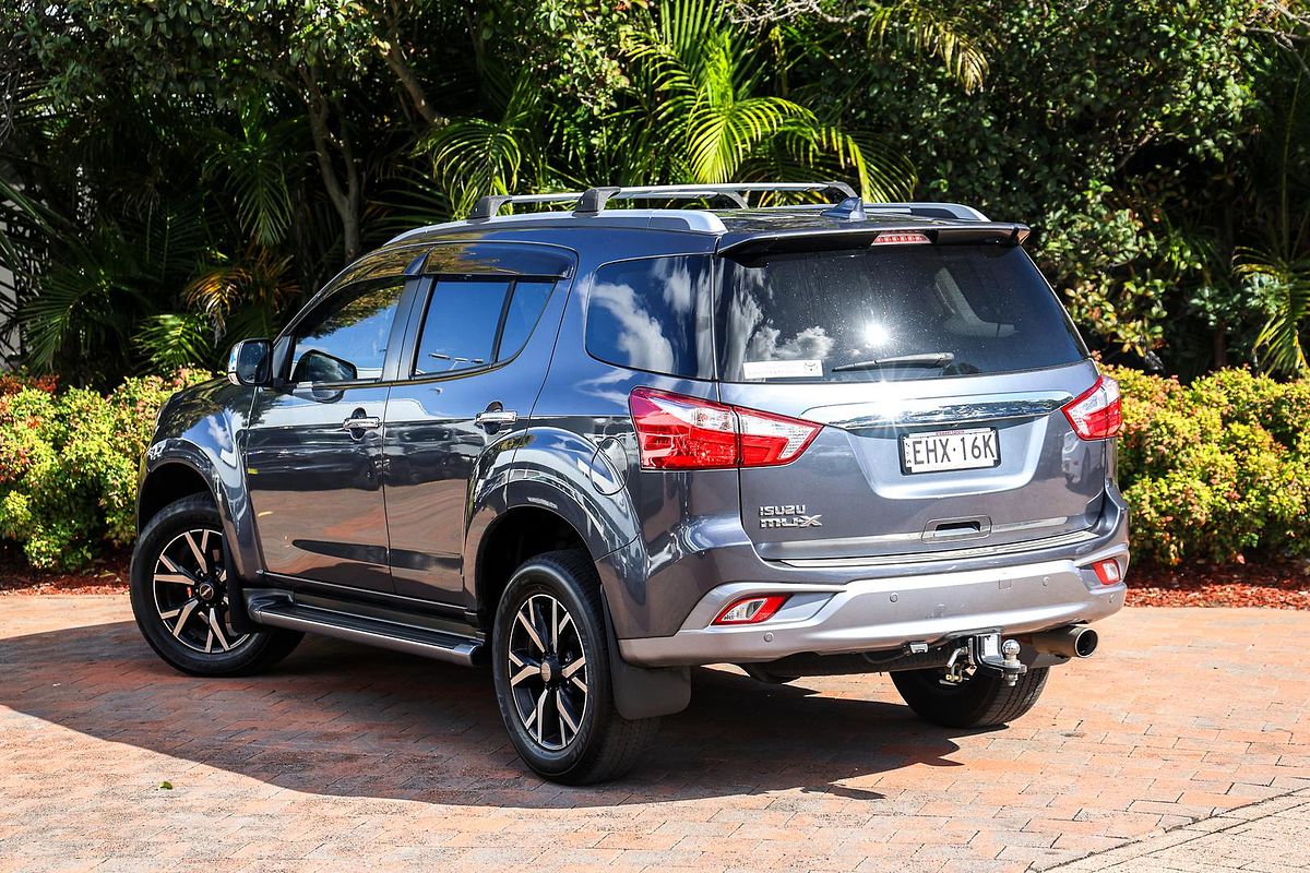 2020 Isuzu MU-X LS-T