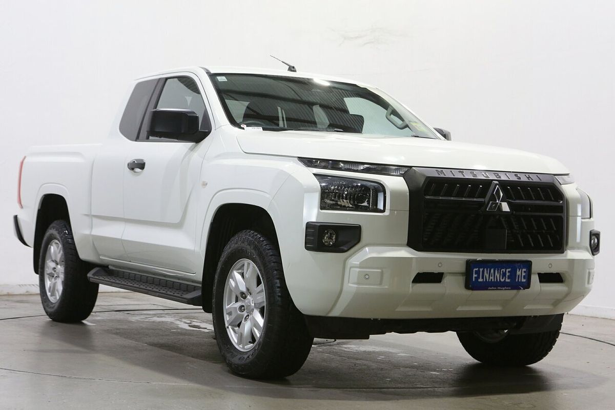 2025 Mitsubishi Triton GLX+ MV 4X4