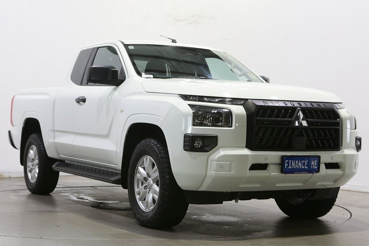 2025 Mitsubishi Triton GLX+ MV 4X4