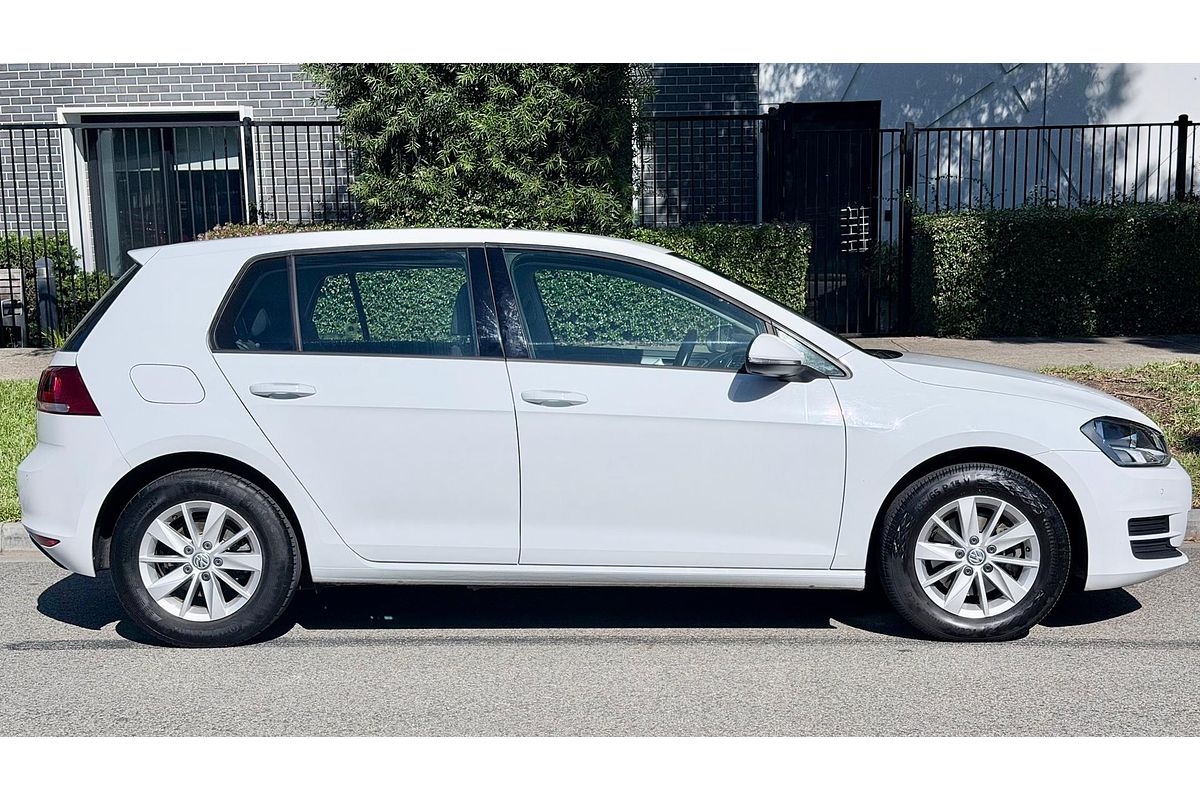 2016 Volkswagen Golf 92TSI Trendline 7