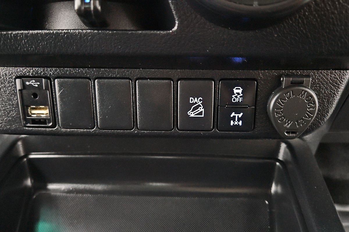 2022 Toyota Hilux SR GUN126R 4X4