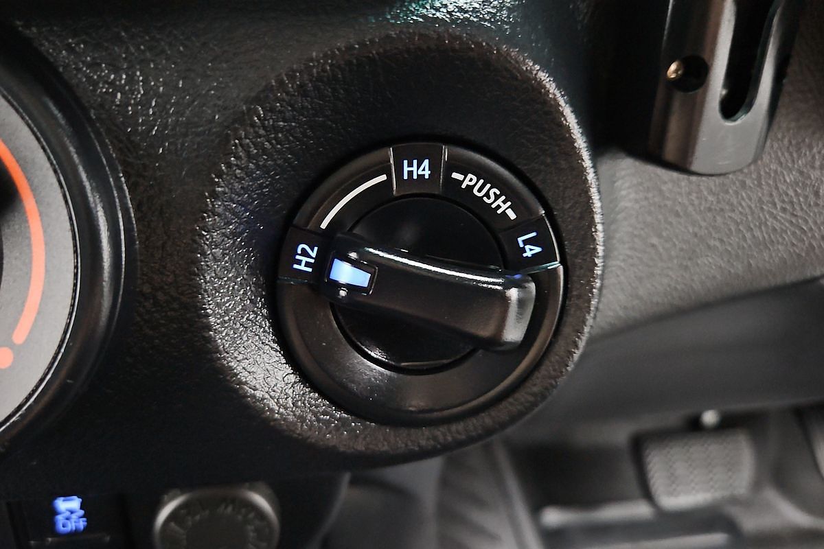 2022 Toyota Hilux SR GUN126R 4X4