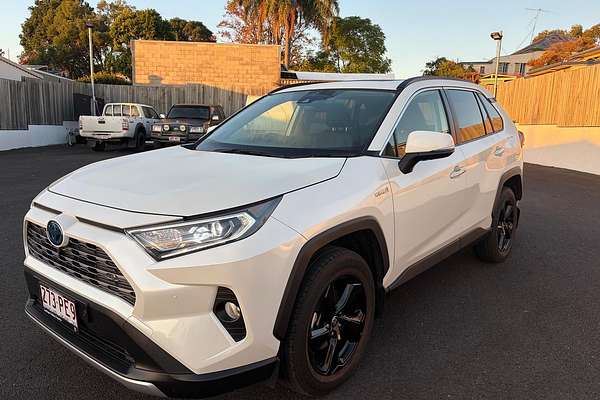 2020 Toyota RAV4 Cruiser AXAH54R