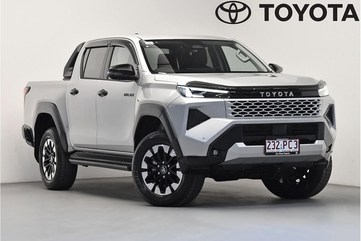 2025 Toyota Hilux SR5 48V GUN227R 4X4