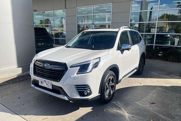 2022 Subaru Forester 2.5i-S S5