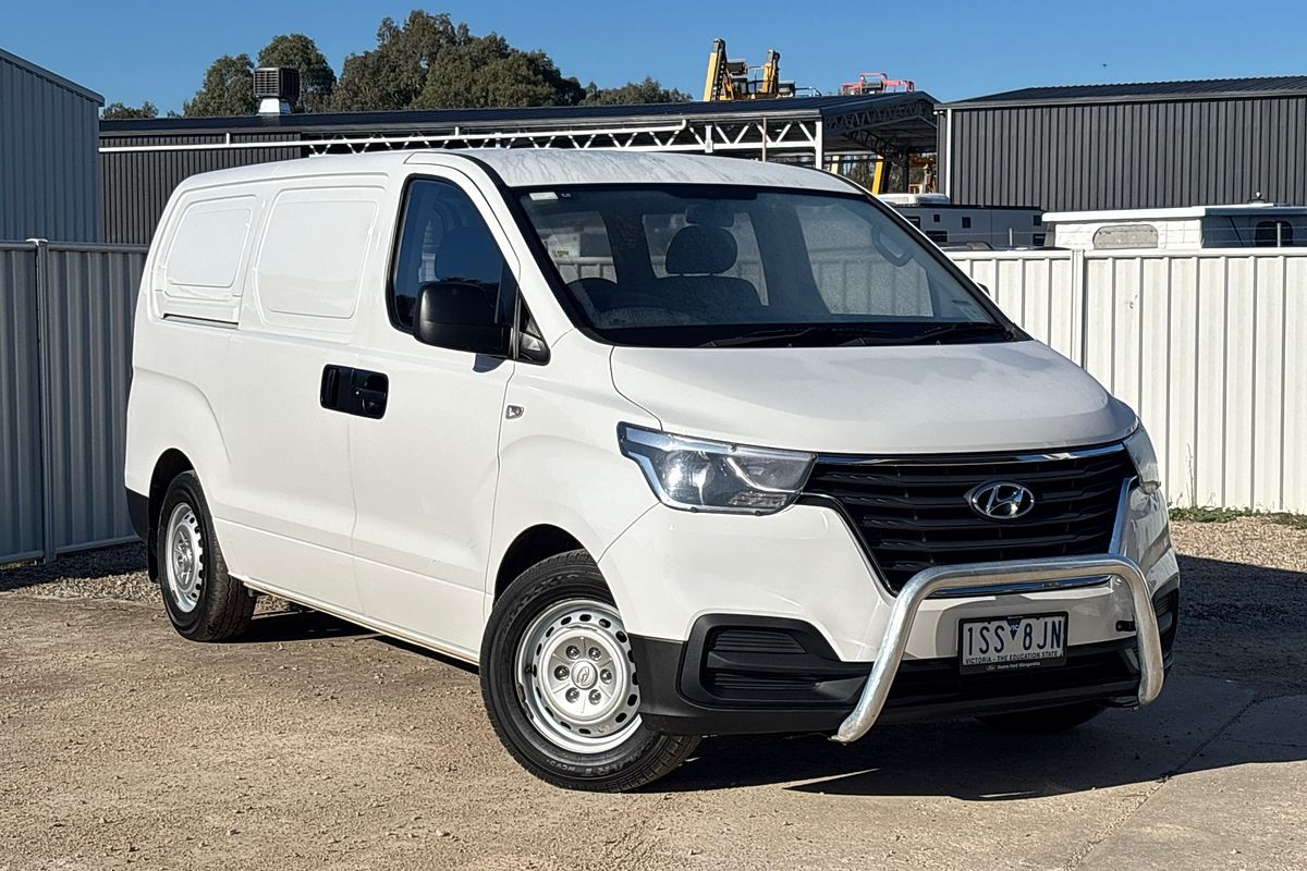 2020 Hyundai iLoad  TQ4