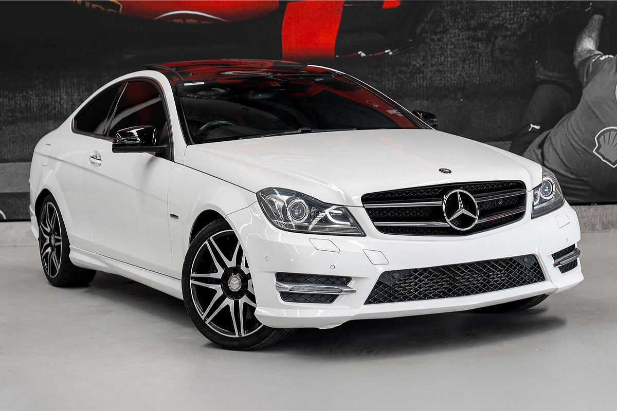2015 Mercedes-Benz C-Class C250 Avantgarde C204