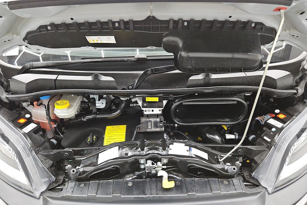 2025 Fiat Ducato Series 9 LWB Mid Roof