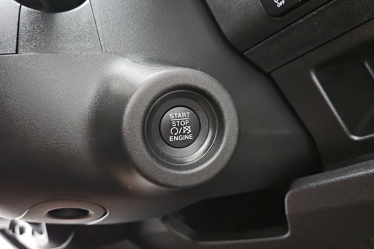 2025 Fiat Ducato Series 9 LWB Mid Roof