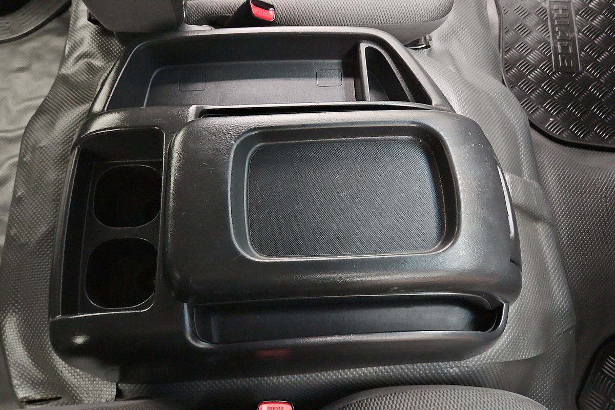 2014 Toyota Hiace Commuter KDH223R ELWB High Roof