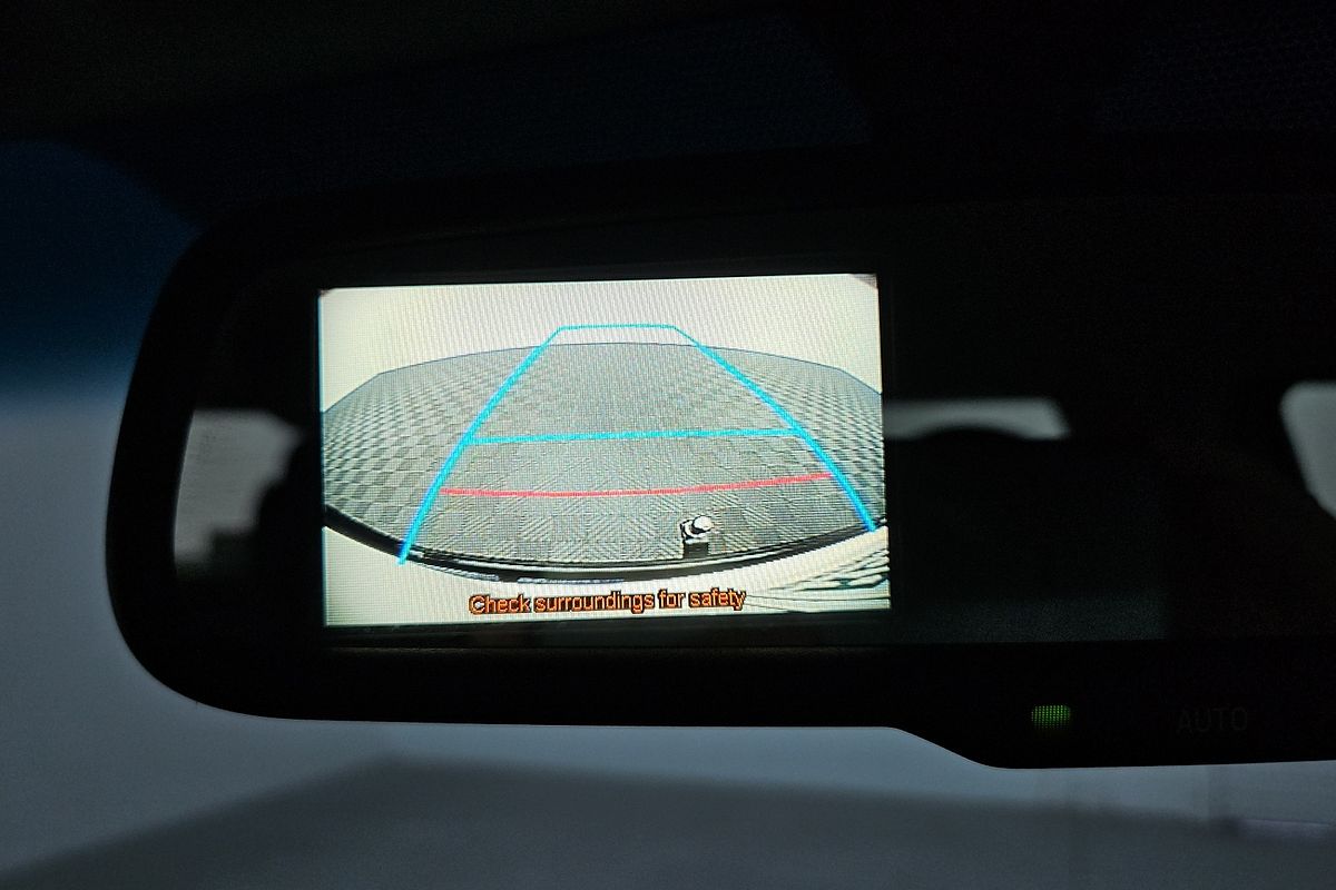 2014 Toyota Hiace Commuter KDH223R ELWB High Roof