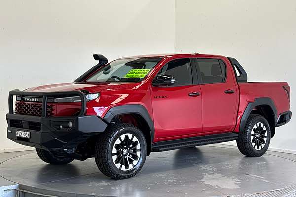2025 Toyota Hilux SR5 48V GUN227R 4X4
