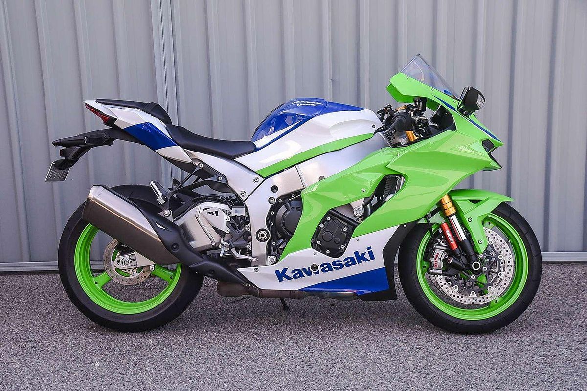 2024 Kawasaki Ninja ZX-10R 40th Anniversary Edition Ninja