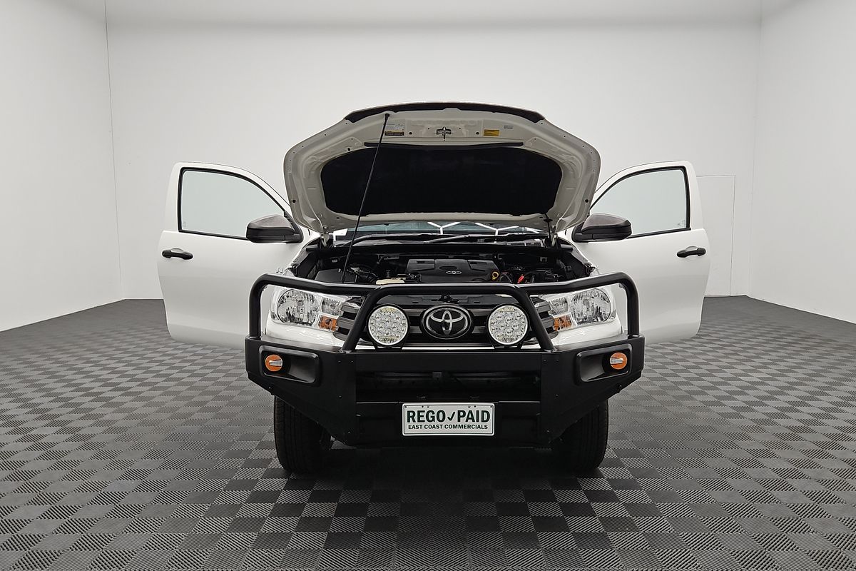 2020 Toyota Hilux SR GUN126R 4X4