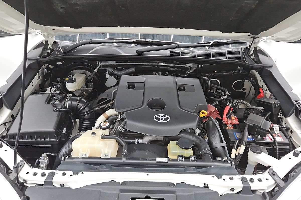 2020 Toyota Hilux SR GUN126R 4X4